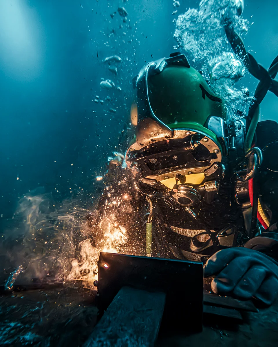 qceas-shipping-3-960x1200px